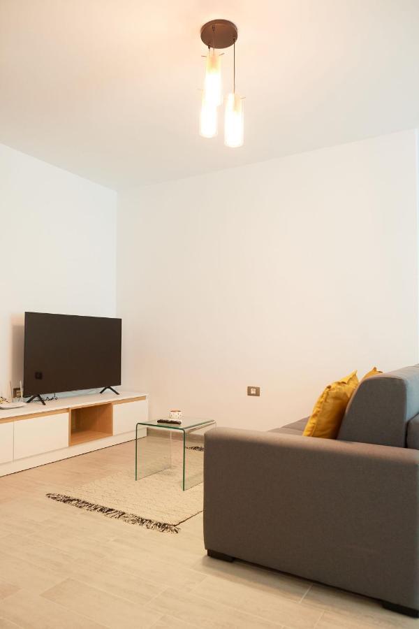 Opal Luxury Apartment 110 Spa N Pool Beach Resort ナボダリ エクステリア 写真